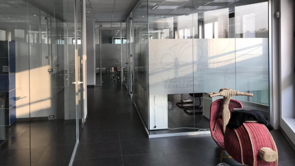 SD2 engineering-Woks - NEW HEADQUARTER VARROC LIGHTING SPA-carousel 02